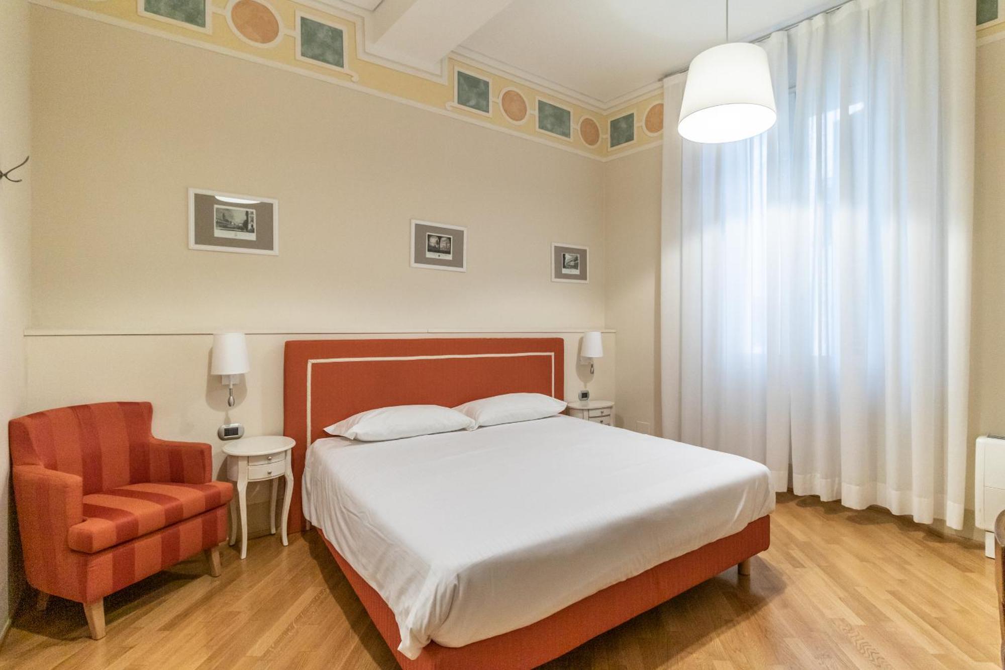 Casa Isolani Guest House Piazza Maggiore 1 — Photos 3